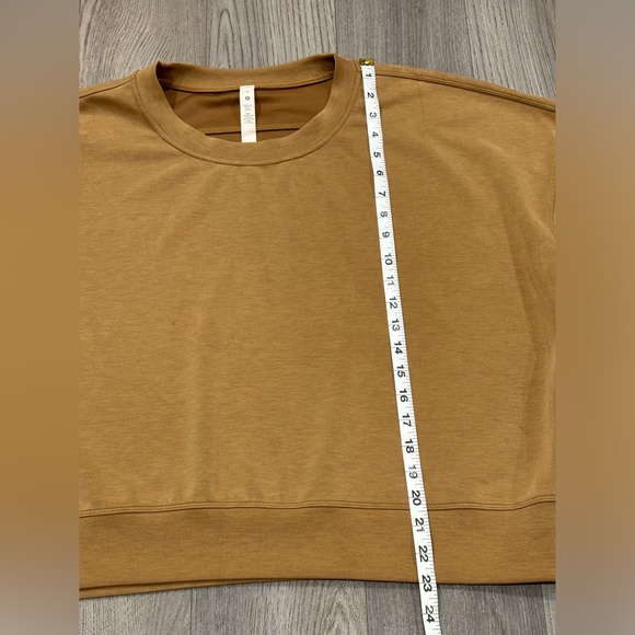 SOLD- Lululemon Size 18 Softstreme Sweatshirt Perfectly Oversized Cropped Crew - Picture 5 of 14
